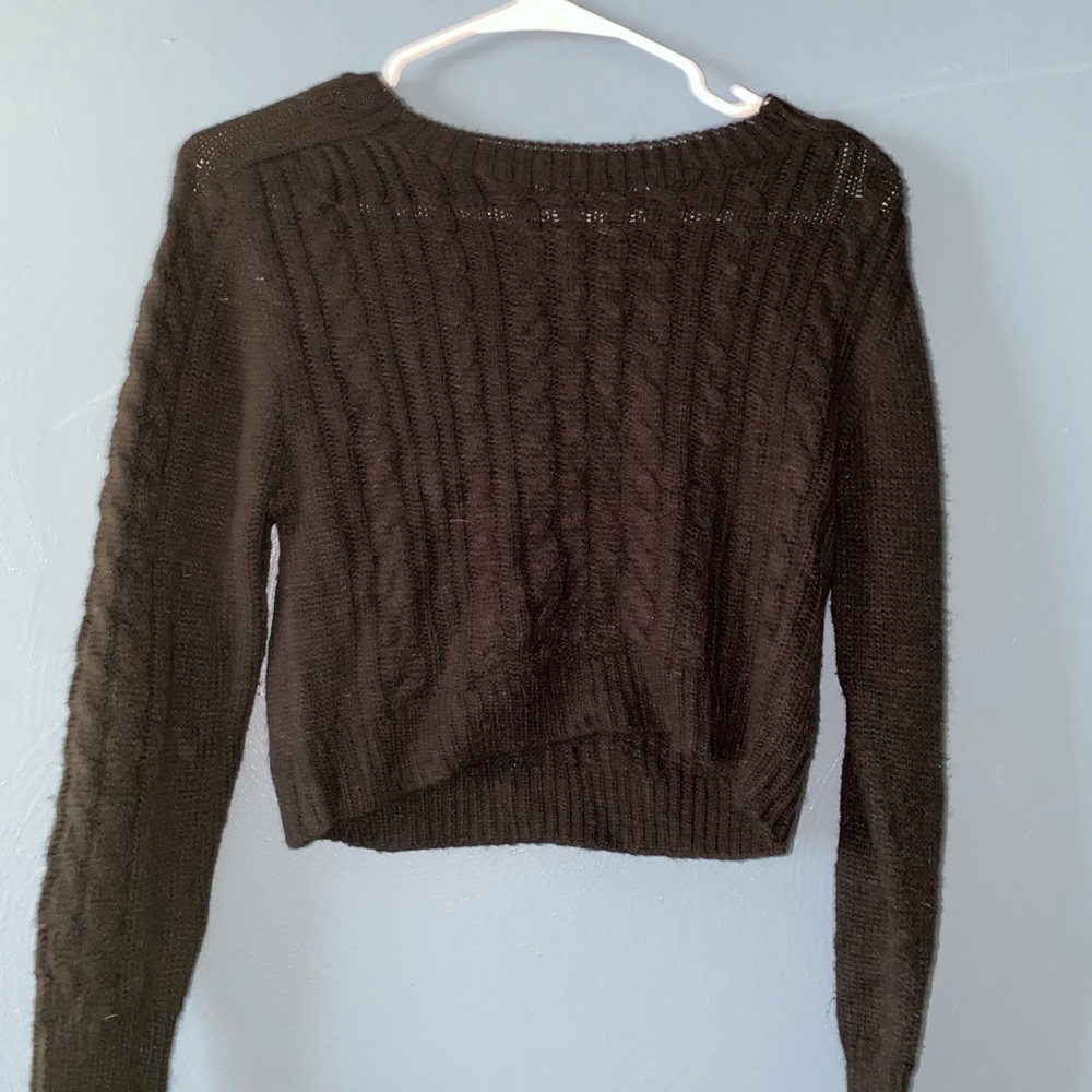 Size medium, all black sweater crop top, in very good condition